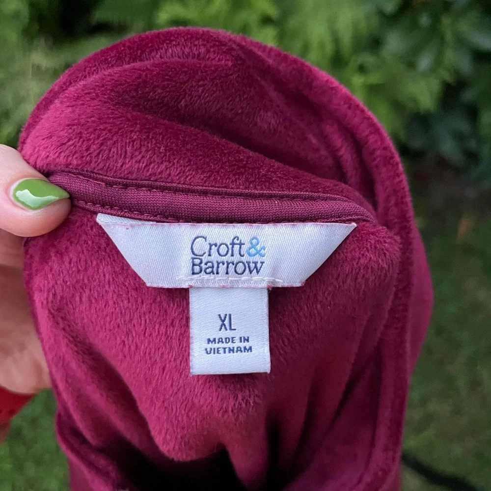 Croft & Barrow Magenta Quarter-Zip Sweatshirt - Picture 6 of 6